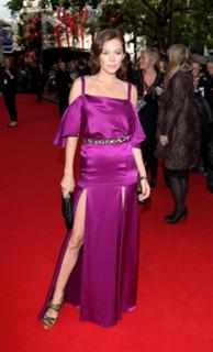 Anna Friel feet photo thumbnail