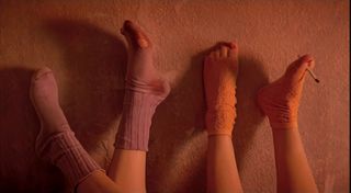 Anna Friel feet photo 2