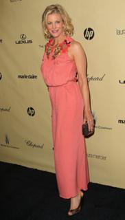 Anna Gunn feet photo thumbnail