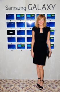 Anna Gunn feet photo thumbnail
