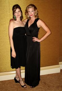 Anna Gunn feet photo thumbnail