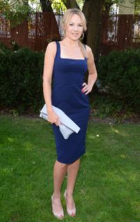 Anna Guzik feet photo 12