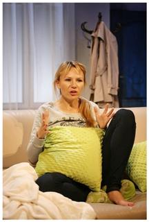 Anna Guzik feet photo 20