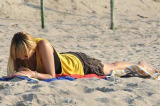 Anna Guzik feet photo 12