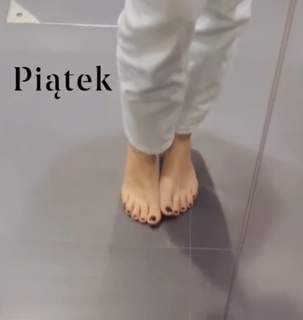 Anna Gzyra feet photo 11