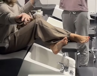 Anna Gzyra feet photo 8