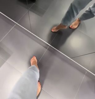 Anna Gzyra feet photo 6