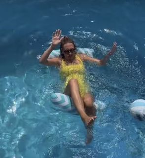 Anna Gzyra feet photo 8
