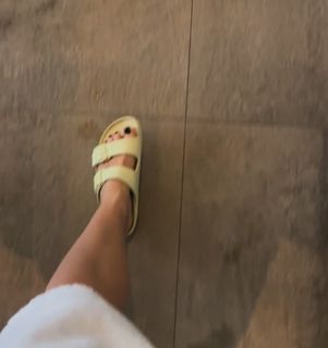 Anna Gzyra feet photo 12
