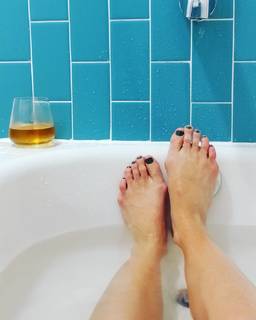 Anna Hopkins feet photo 14