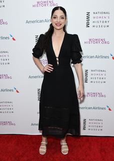 Anna Hopkins feet photo 7