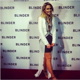 Anna Hutchison feet photo thumbnail