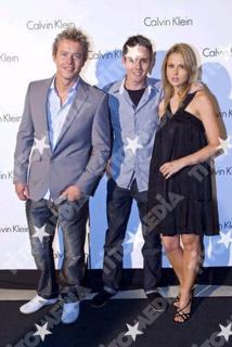 Anna Hutchison feet photo thumbnail