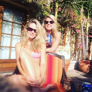 Anna Hutchison feet photo thumbnail