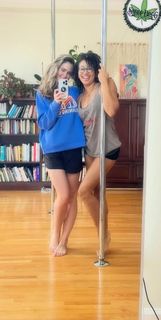 Anna Hutchison feet photo 7