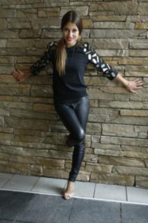 Anna Julia Kapfelsperger feet photo 8
