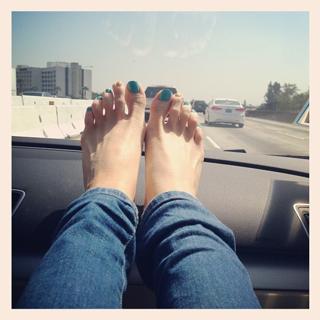 Anna Kachikyan feet photo thumbnail