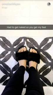 Anna Kachikyan feet photo thumbnail