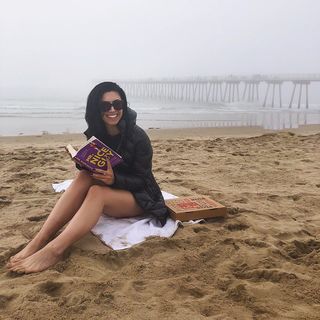 Anna Kachikyan feet photo thumbnail