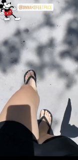 Anna Kachikyan feet photo thumbnail