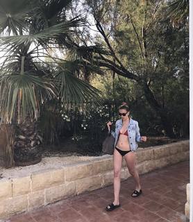 Anna Kaderávková feet photo 6