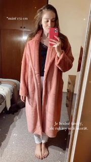 Anna Kaderávková feet photo 14