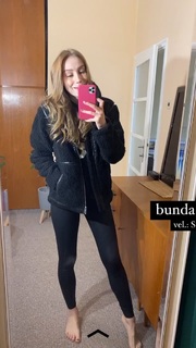 Anna Kaderávková feet photo 5