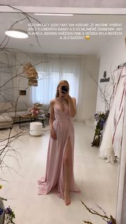 Anna Kaderávková feet photo 14