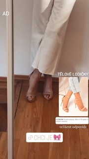 Anna Kaderávková feet photo 12