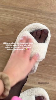 Anna Kaderávková feet photo 15