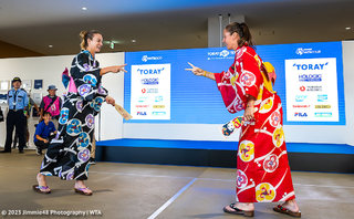 Anna Kalinskaya feet photo thumbnail