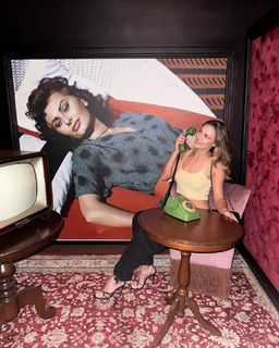 Anna Kalinskaya feet photo thumbnail