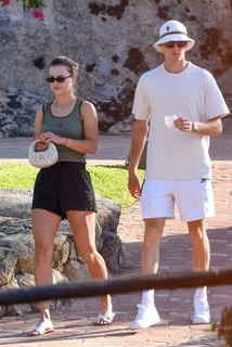 Anna Kalinskaya feet photo thumbnail