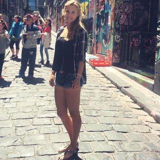 Anna Kalinskaya feet photo thumbnail