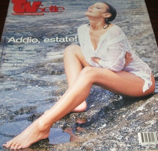 Anna Kanakis feet photo 3