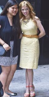 Anna Kendrick feet photo thumbnail