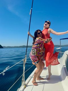 Anna Kendrick feet photo thumbnail