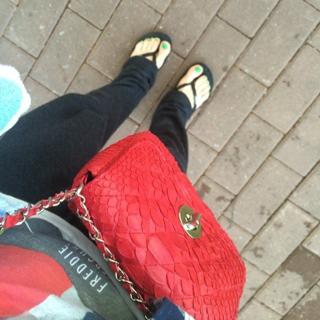 Anna Khilkevich feet photo thumbnail