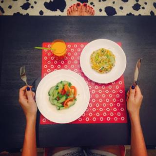 Anna Khilkevich feet photo thumbnail