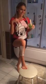 Anna Khilkevich feet photo thumbnail