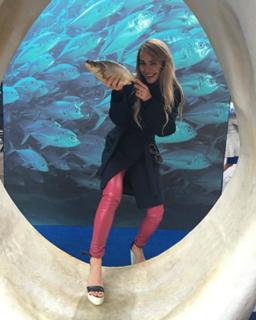 Anna Khilkevich feet photo thumbnail