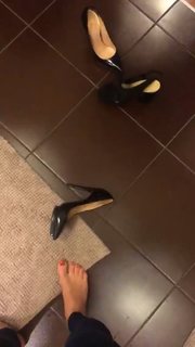 Anna Khilkevich feet photo thumbnail