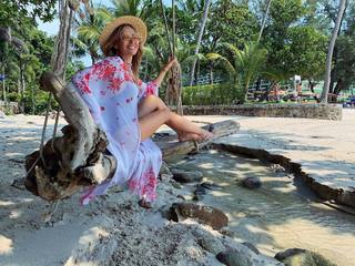 Anna Khilkevich feet photo thumbnail