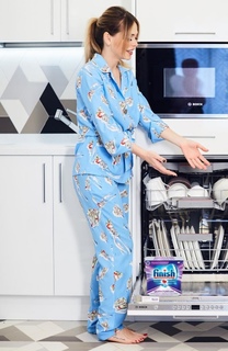 Anna Khilkevich feet photo thumbnail