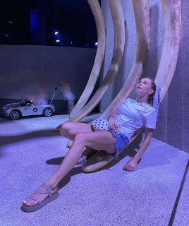 Anna Khilkevich feet photo thumbnail