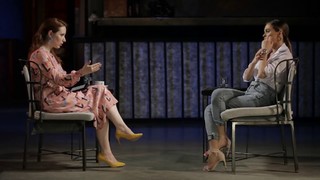 Anna Khilkevich feet photo thumbnail