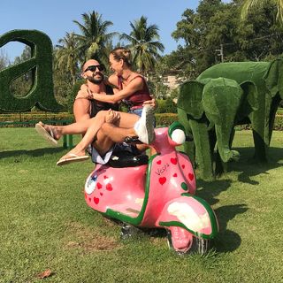 Anna Khilkevich feet photo thumbnail