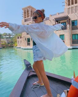 Anna Khilkevich feet photo thumbnail