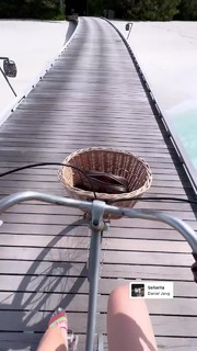 Anna Khilkevich feet photo thumbnail