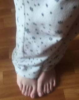 Anna Khilkevich feet photo thumbnail